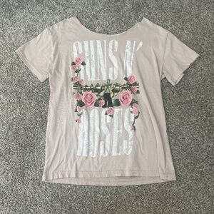 Guns and Roses Flower cut-off t-shirt